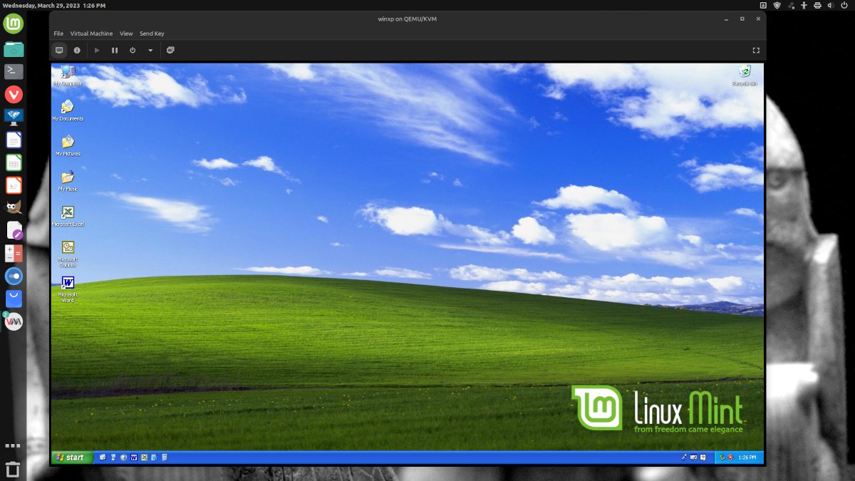 Windowx XP running in a virtual machine on Linux Mint