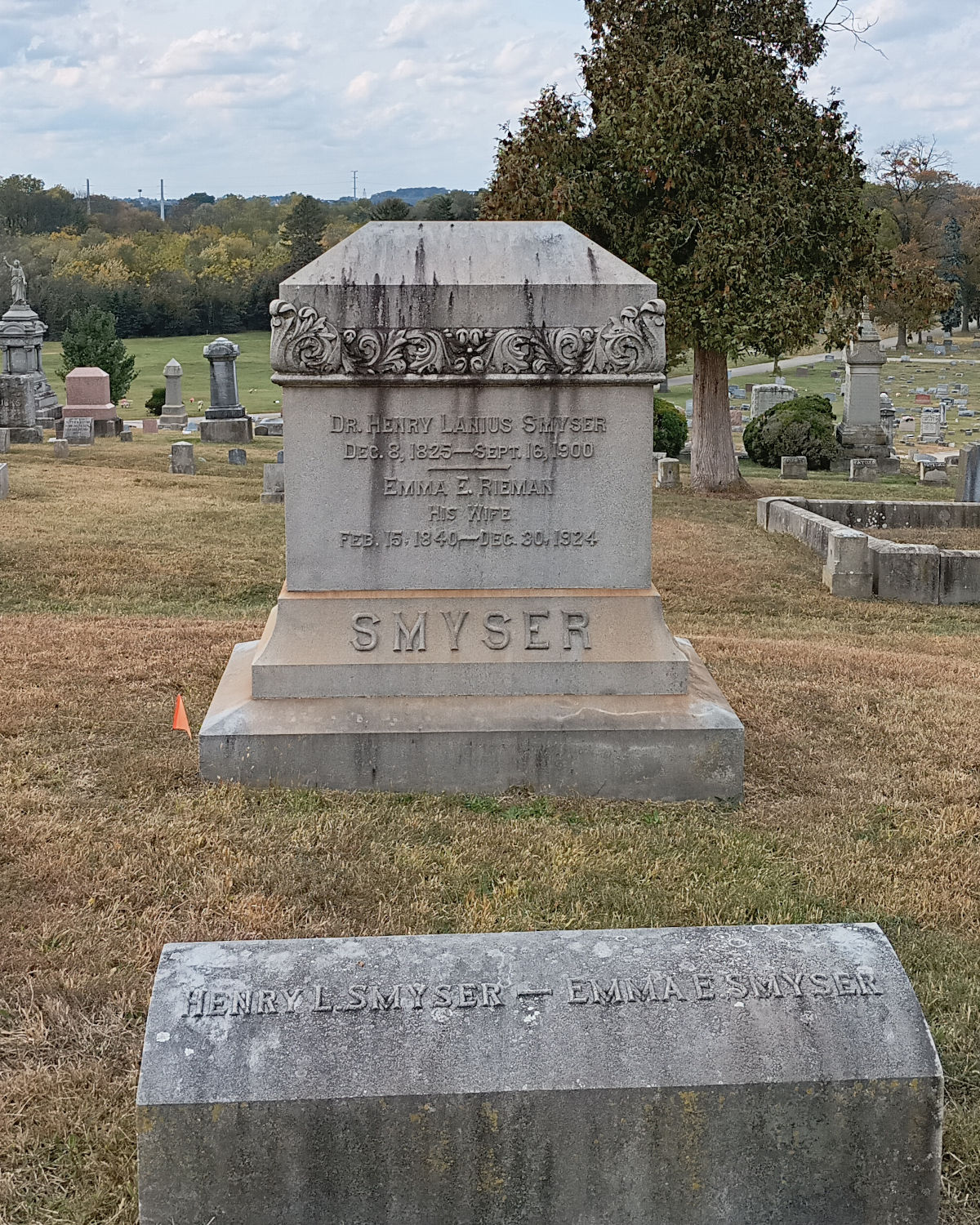 Grave of Dr. Henry L. Smyser and his wife, Emma