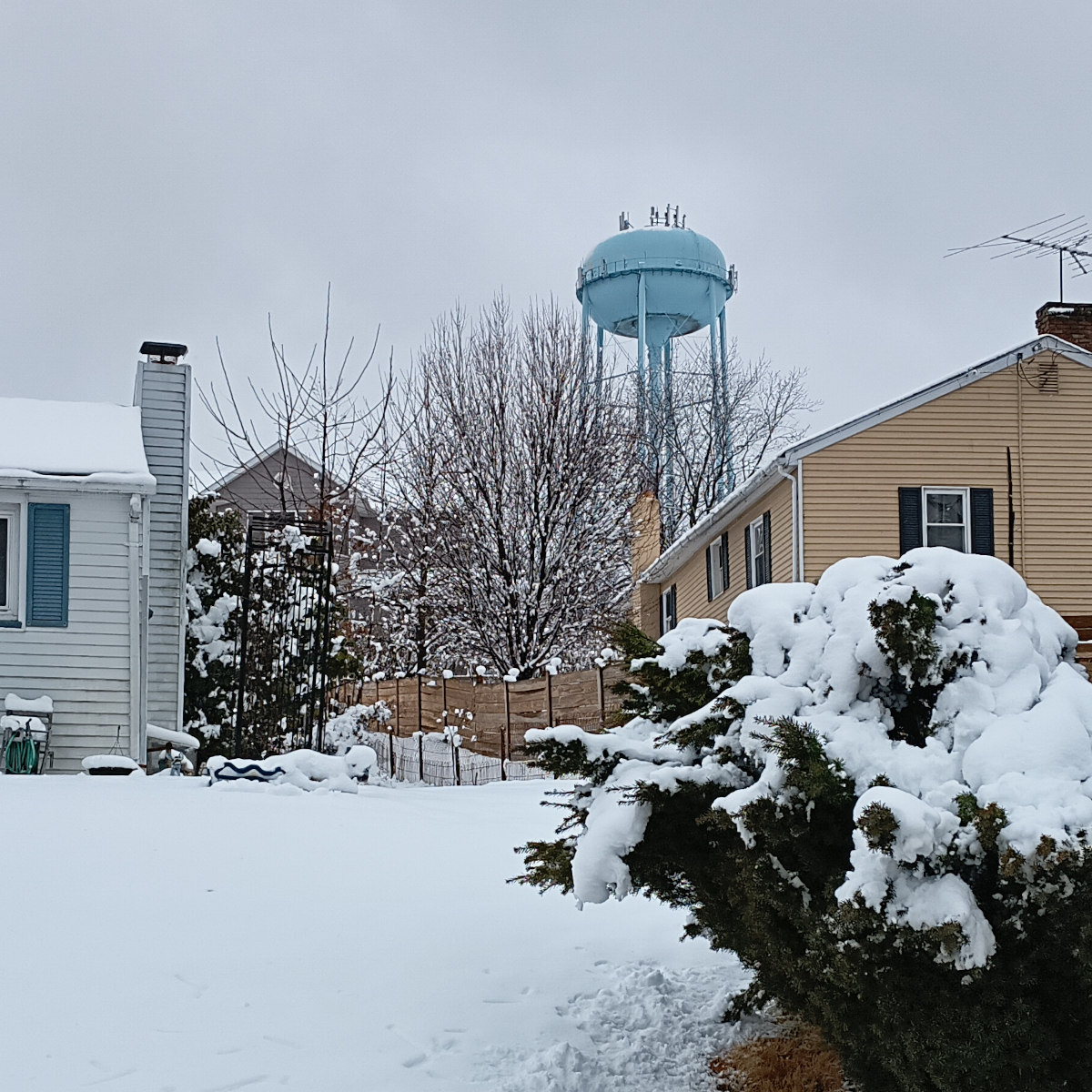 The water tower in Yoe